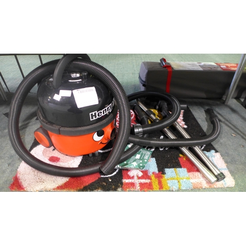 3365 - Christmas Mat - 60 X 90Cm, Henry Micro Hi-Flo Vacuum Cleaner - Model 900671/Hvr200M   (317-537,556) ... 