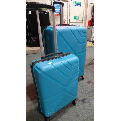 3187 - American Tourister Zakk 2pc Luggage Set - Teal (315-342/924) *This lot is subject to VAT