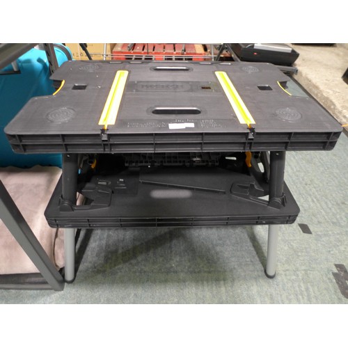 3090 - Keter Folding Worktable   (316-40/912) *This lot is subject to VAT