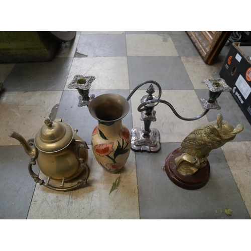 390 - Assorted metal ware, including a pair of silver plated candelabra