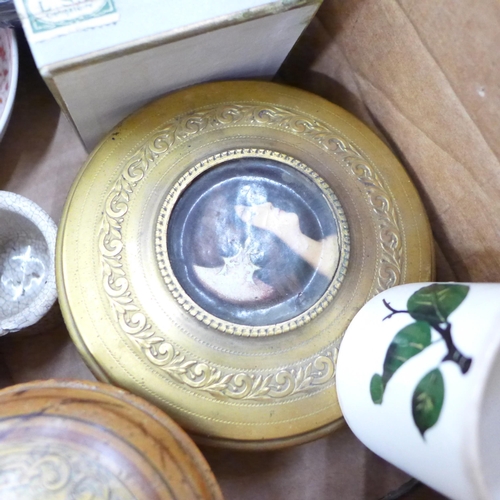687 - A box of small collectable items, 19th Century and later Staffordshire figures, boxes, etc.