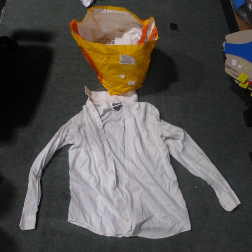 3160 - A bag of mixed size/style white shirts (Worn/marked) * This lot is subject to VAT