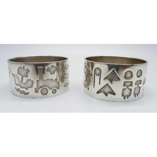 809 - Two Irish silver napkin rings, Michael D Hilliar, 62g