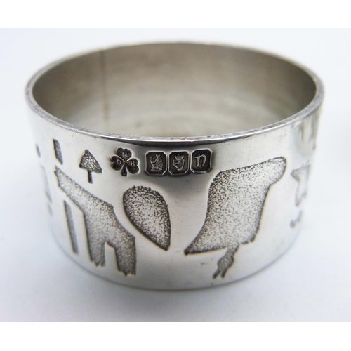 809 - Two Irish silver napkin rings, Michael D Hilliar, 62g