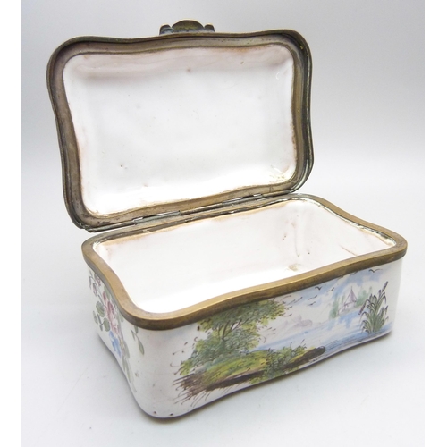 811 - A late 19th Century enamelled hand painted Capodimonte Italian porcelain casket, 10.5cm wide