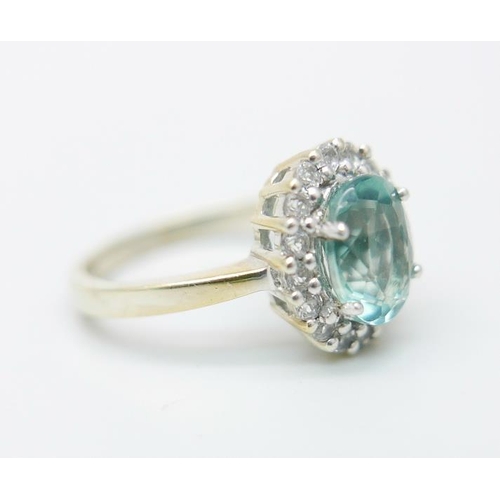 871 - A silver gilt, green fluorite and topaz ring, S