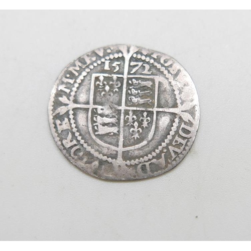 941 - A 1571 Elizabeth I sixpence, 2.8g