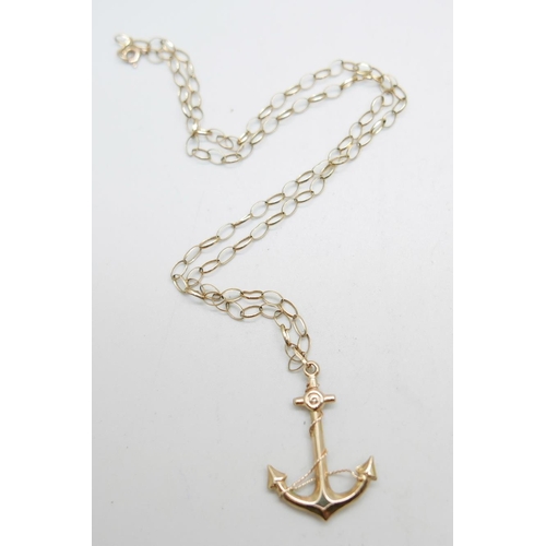 963 - A 9ct gold anchor pendant on a 9ct gold chain, 5.2g, chain 51cm