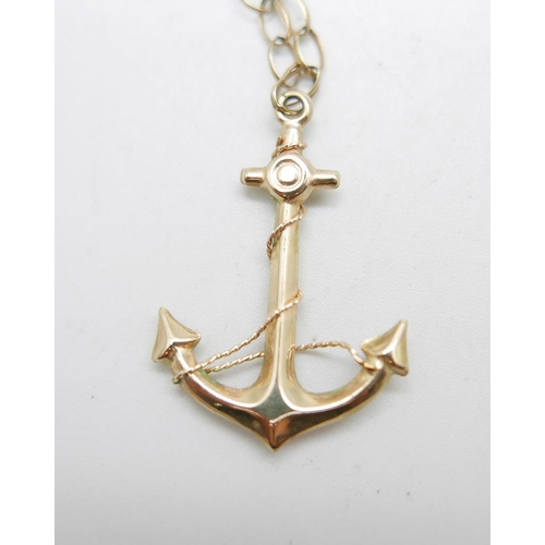 963 - A 9ct gold anchor pendant on a 9ct gold chain, 5.2g, chain 51cm