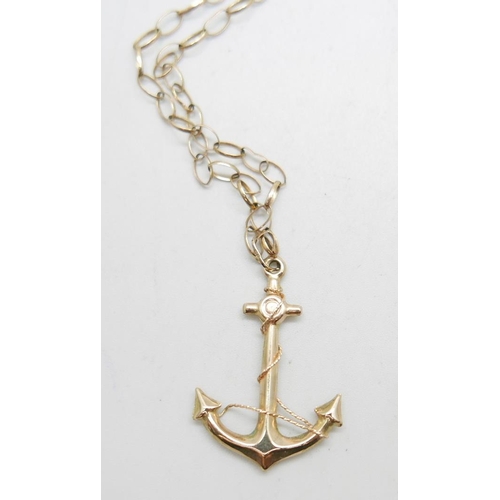 963 - A 9ct gold anchor pendant on a 9ct gold chain, 5.2g, chain 51cm