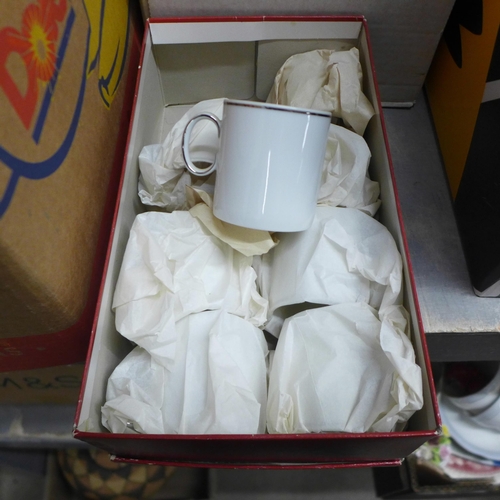 984 - A collection of Thomas Germany tea and dinnerware **PLEASE NOTE THIS LOT IS NOT ELIGIBLE FOR POSTING... 