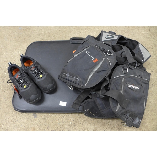 2286 - A Suunto Equilite 1000 diver's jacket, a pair of Rockfall size 6 safety shoes and a Portapuzzle jigs... 