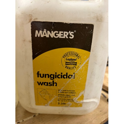 2358 - Three 2.5L bottles of Manger's Fungicidal Wash