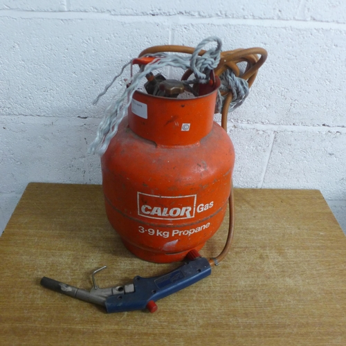 2036 - A Calor Gas 3.9kg propane gas canister with a blow torch attachment and hose