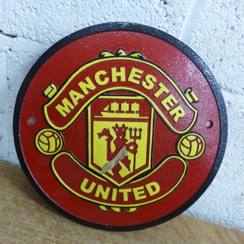 2074 - A Manchester United football plaque * this lot is subject to VAT