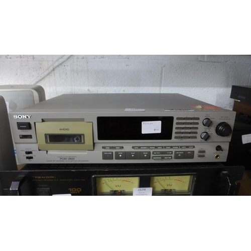 2173 - A Sony PCM-2800 super bit mapping/40.D motor mechanism digital audio recorder