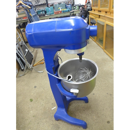 2239 - An industrial kitchen mixer with bowl and 2 attachments