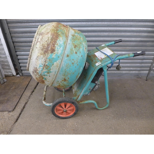 2246 - An Altrao Bar-o-Mix Minor 240v electric cement and concrete mixer - with stand