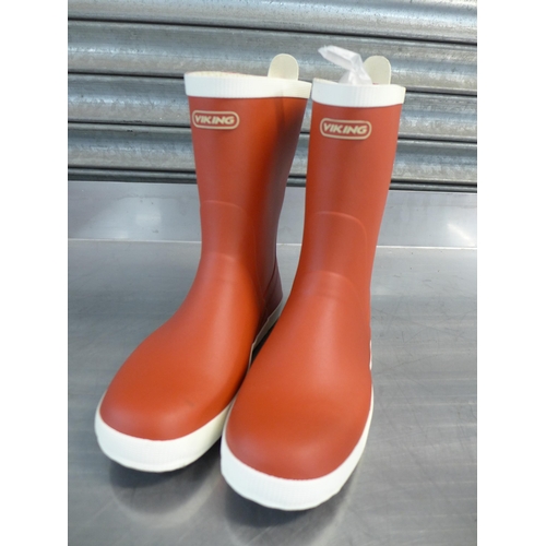 2301 - Three pairs of Wellington boots; Karrimor high top in blue, size 6, Peter Storm blue and pink size 6... 