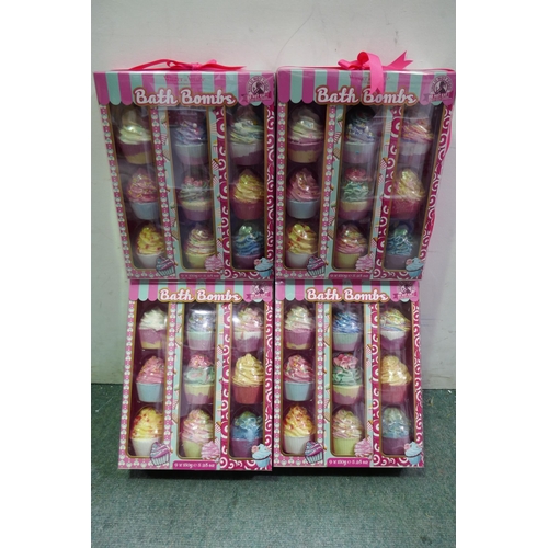 3307 - 4 Winter In Venice Cupcake Bath Bomb Sets (317-421) *This lot is subject to VAT