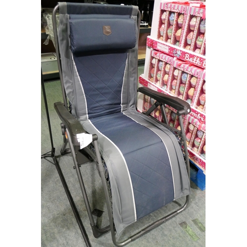 3349 - Timber Ridge camping chair ( 317-811)  * This lot is subject to vat