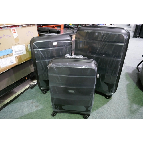 3358 - American Tourister Bon Air 3 piece Black Suitcases   , Original RRP £120.83 + VAT (317-414) *This lo... 