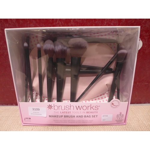 3109 - Makeup Brush & Bag Set (317-506) *This lot is subject to VAT