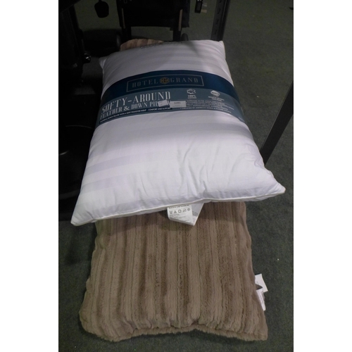 3281 - Dora Body Pillow And Hotel Grand Down Pillow (317-183,223) *This lot is subject to VAT