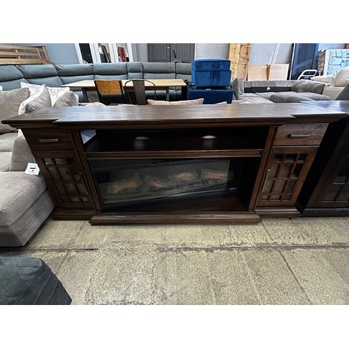 1541 - Everett Media Mantel Fireplace, Original RRP £583.33 + VAT (4200-40) *This lot is subject to VAT