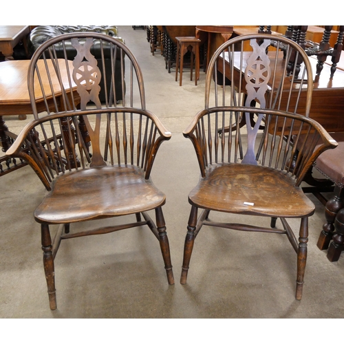146 - A pair of elm and beech wheelback Windosr chairs