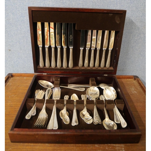 261 - A silver plated canteen of Sheffield beaded cutlery