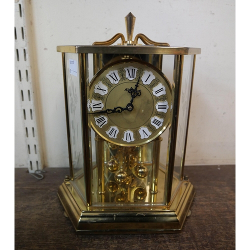 290 - A Kundo anniversary clock