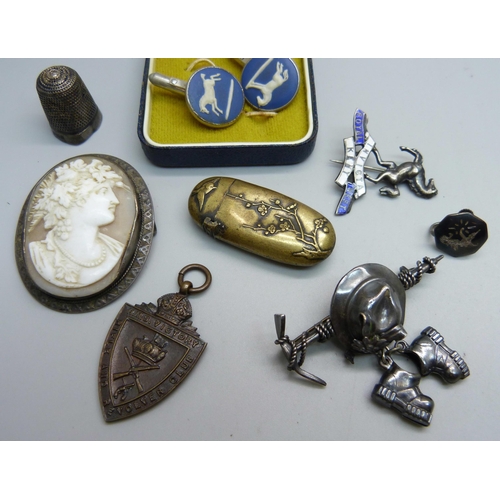 1005 - A silver and enamel Royal West Kent badge, an Alpine brooch, an oriental vesta case, Wedgwood cuffli... 