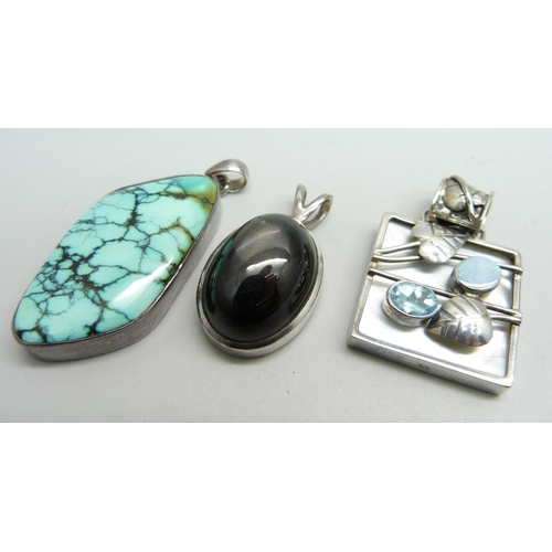 1117 - Three silver mounted pendants, turquoise colour pendant 46mm