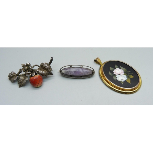 1147 - A Pietra Dura pendant, a silver and quartz brooch and one other brooch with enamelled strawberry det... 