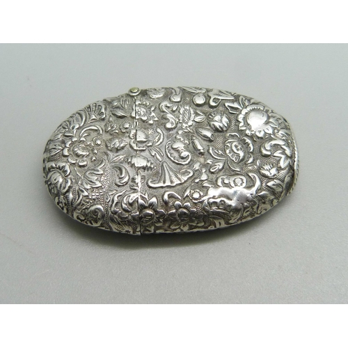 1152 - A Victorian silver vesta case, Chester 1883, 24mm x 39mm