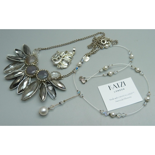 1160 - Two silver necklaces and a silver leaf pendant