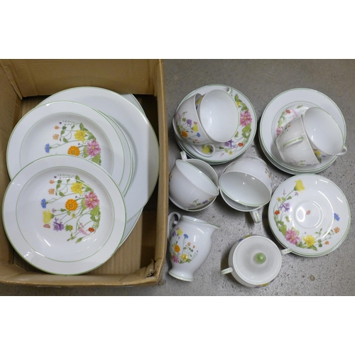 1170 - Denby Table Top Designs tea wares with floral design **PLEASE NOTE THIS LOT IS NOT ELIGIBLE FOR POST... 