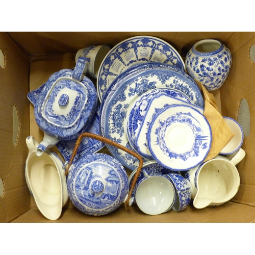 1207 - Two boxes of Copeland Spode Italian and other blue and white china **PLEASE NOTE THIS LOT IS NOT ELI... 