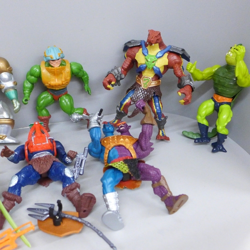 709 - A collection of fourteen original He-Man/Masters of the Universe articulated figures from the 1980s,... 