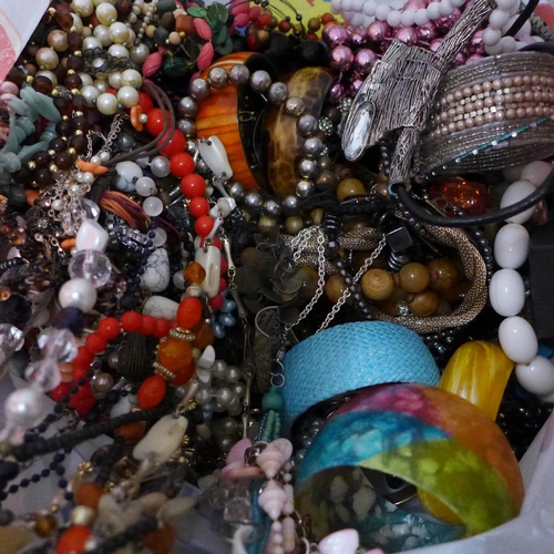 716 - A bag of necklaces and bracelets