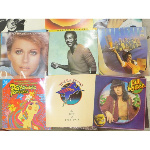 729 - Eighteen LP records, mainly 1970s, Bruce Springsteen, Stevie Wonder, Fleetwood Mac