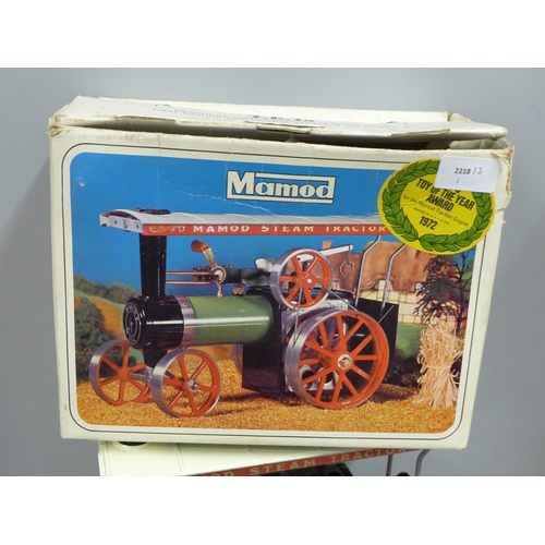 787 - A Mamod TE 1A traction engine, boxed