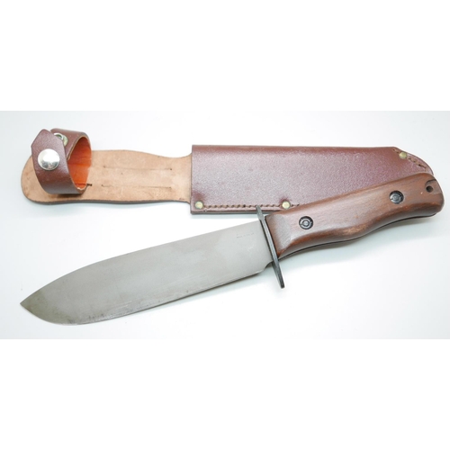 805 - A Wilkinson RAF survival knife, with scabbard