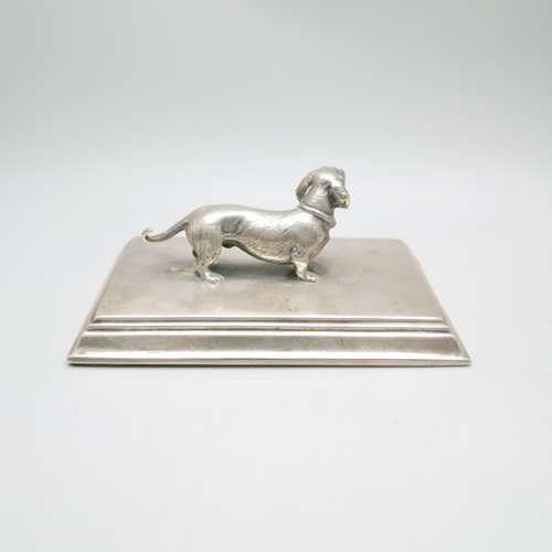 851 - A silver paperweight with Dachshund dog detail, Birmingham 1901, 259g weighted, 112mm wide