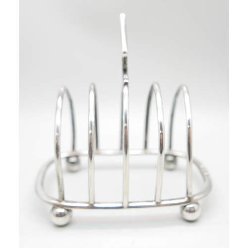 855 - A silver toast rack, Chester 1912, 84g