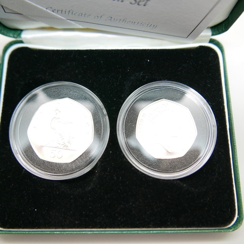 866 - The Royal Mint 1997 UK Silver Proof Fifty Pence Two-Coin Set and a 1990 Silver Piedfort Five Pence C... 