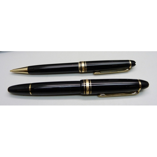 929 - A Mont Blanc Meisterstuck pen set, number 146 with original ink, serial number 104893