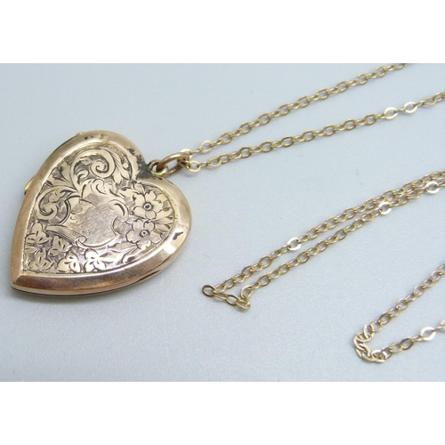 964 - A 9ct gold locket, Birmingham 1906, on a 9ct gold chain, 4.5g