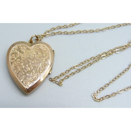 964 - A 9ct gold locket, Birmingham 1906, on a 9ct gold chain, 4.5g